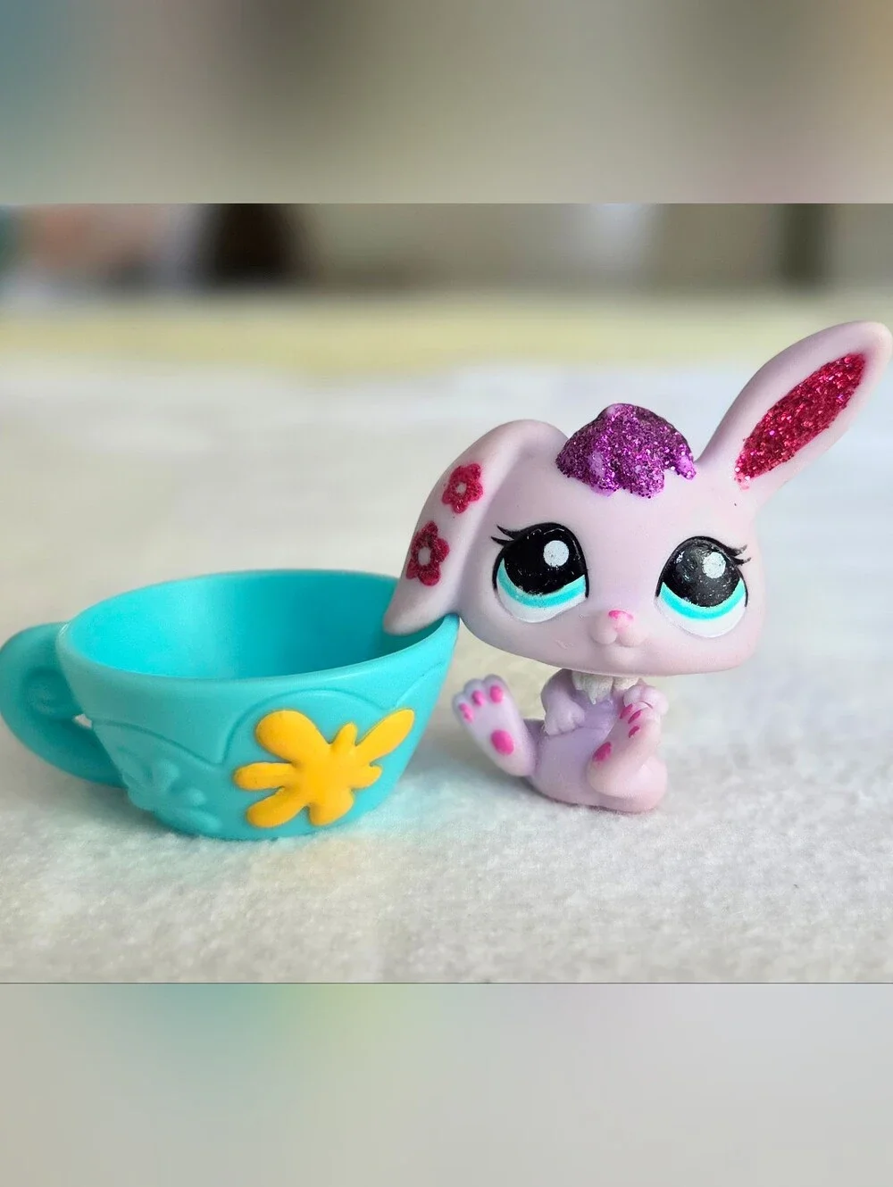 Littlest Pet Shop LPS #2355 Glitter sparkle bunny rabbit great for Easter